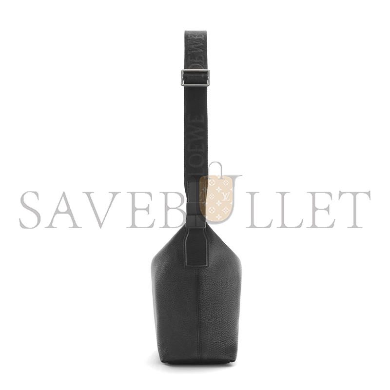 LOEWE SMALL CUBI CROSSBODY BAG IN SUPPLE GRAINED CALFSKIN B906Q63X08-1100 (29.5*22*10.5cm) LOEWE SMALL CUBI CROSSBODY BAG IN SUPPLE GRAINED CALFSKIN B906Q63X08-1100 (29.5*22*10.5cm)
