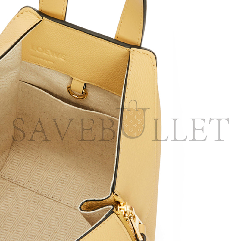 LOEWE COMPACT HAMMOCK BAG IN SOFT GRAINED CALFSKIN A538H13X03-8752 (14.5*20*19.5cm)