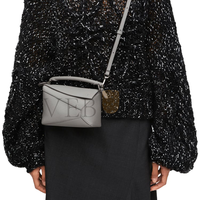 LOEWE MINI PUZZLE EDGE BAG IN SOFT GRAINED CALFSKIN A510P88X16-1150 (18*12.5*8cm)
