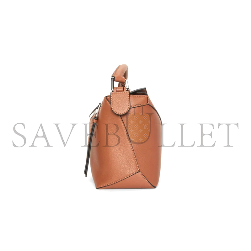 LOEWE SMALL PUZZLE EDGE BAG IN CLASSIC CALFSKIN A510P60X41-521 (24*16.5*10.5cm) LOEWE SMALL PUZZLE EDGE BAG IN CLASSIC CALFSKIN A510P60X41-521 (24*16.5*10.5cm)