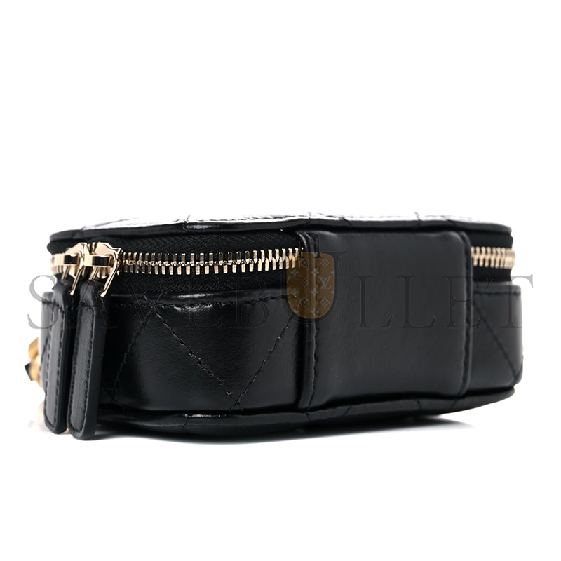 CHANEL QUILTED MINI LACQUERED CHAIN CLUTCH BLACK AP2738 B07995 94305 (10.5*7*4.5cm)