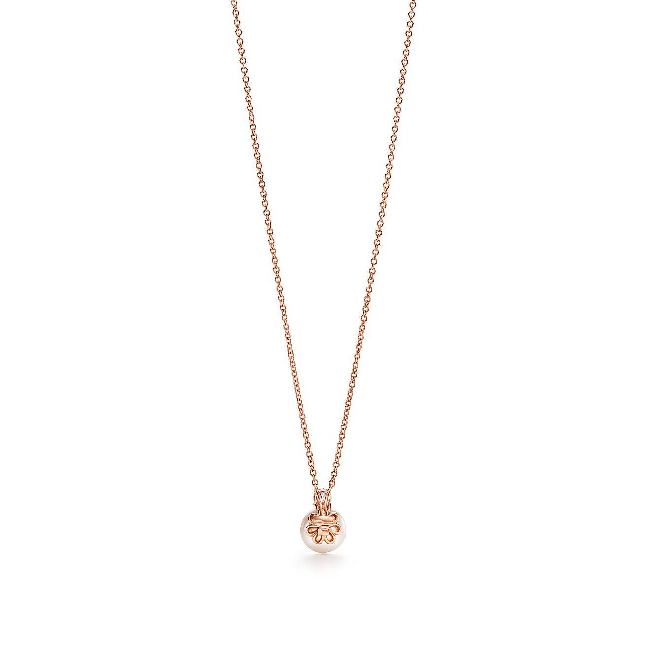 TIFFANY SIGNATURE® PEARLS PENDANT